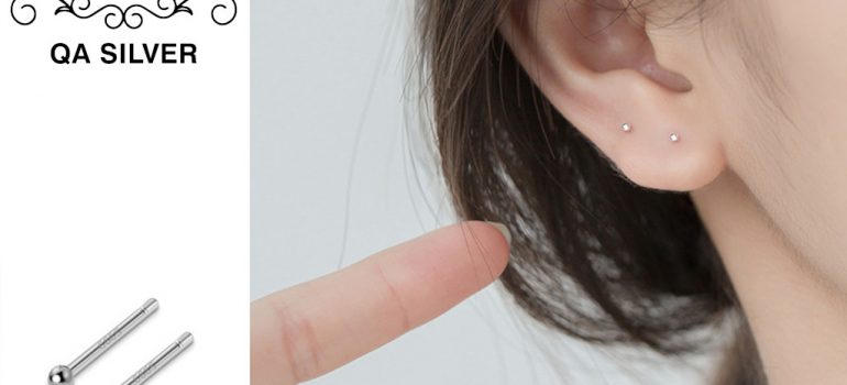 [TIPS] VÀI MẸO NHỎ CHĂM SÓC LỖ TAI ĐÚNG CÁCH – CÁCH SỐ 6 ĐƠN GIẢN KHÔNG TƯỞNG