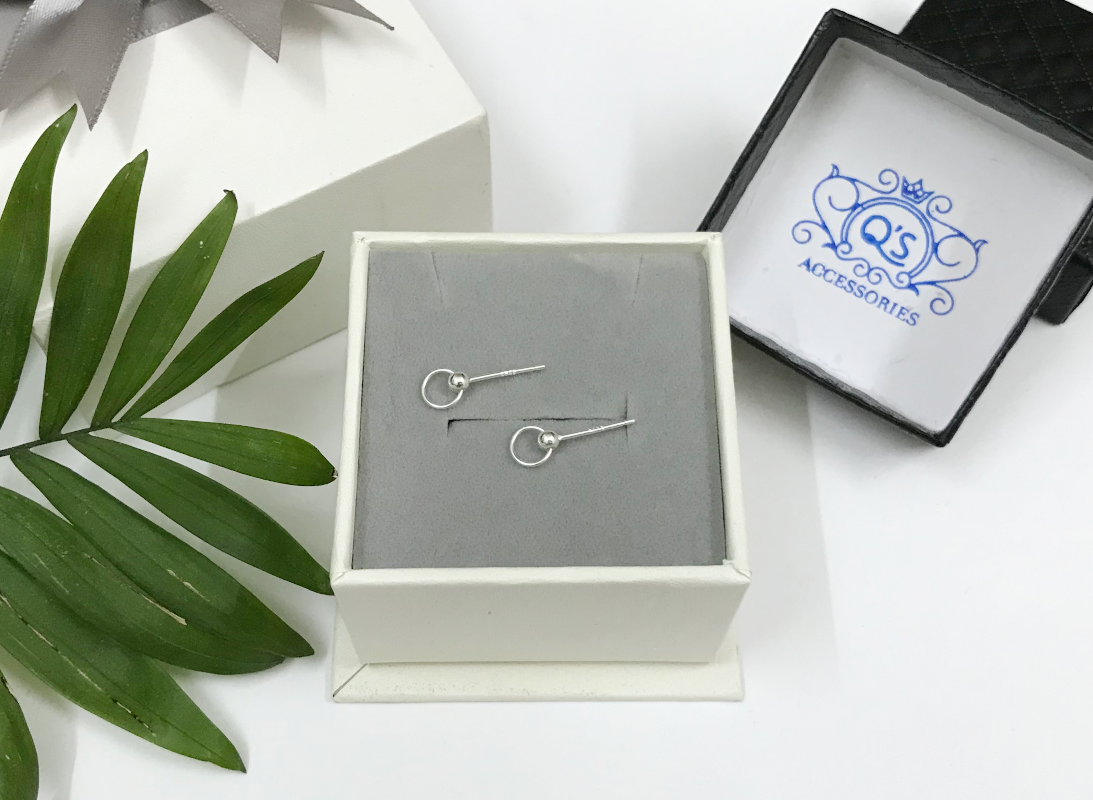 TINY Frontal HOOP Khuyên tai bạc vòng bi bạc S925