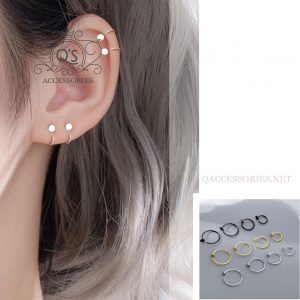 MINIMAL Khuyên tai bạc chữ C khuyên vành đinh tán S925